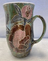 зеленый бокал с пионами (2024, керамика, 15x11.5, арт. 29пх3) - 2 900 ₽