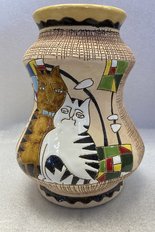 Ваза "Коты яркая фигурная (2024, керамика, 17x12, арт. 12пв13) - 2 050 ₽