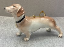 Такса в подарочной коробке (фарфор) (2024, майолика, 7x11, арт. 79пФ32052) - 4 000 ₽