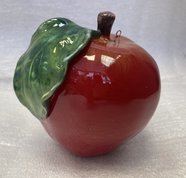 Яблоко малое (2026, майолика, 9x9, арт. 79П.Г01103) - 2 100 ₽