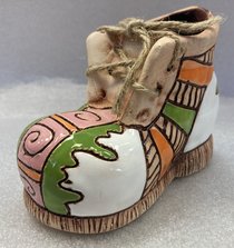 Ботинок (2024, керамика, 8.5x11.5, арт. 12п19) - 850 ₽